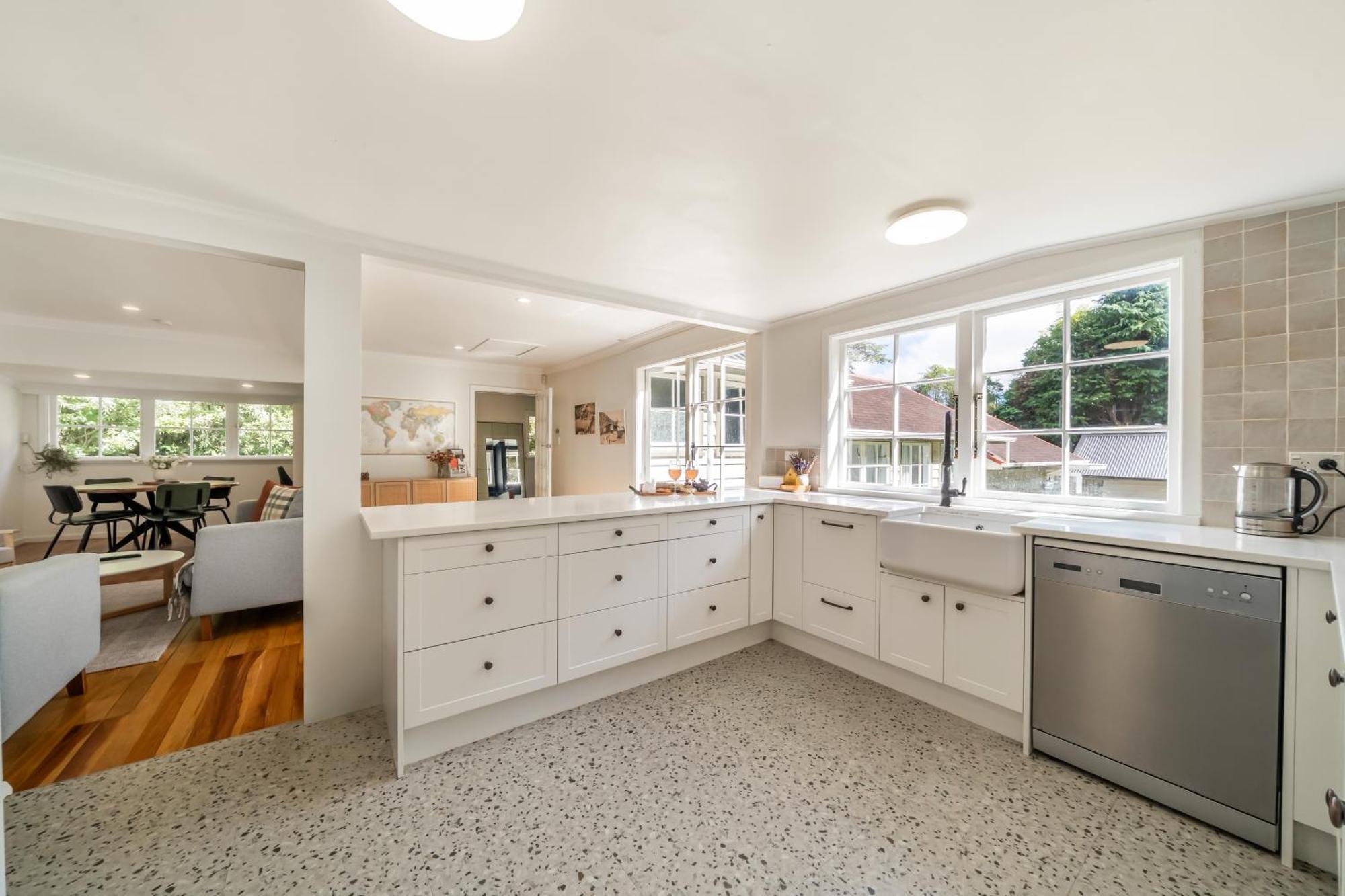 Pinehaven Cottage Upper Hutt Exterior photo